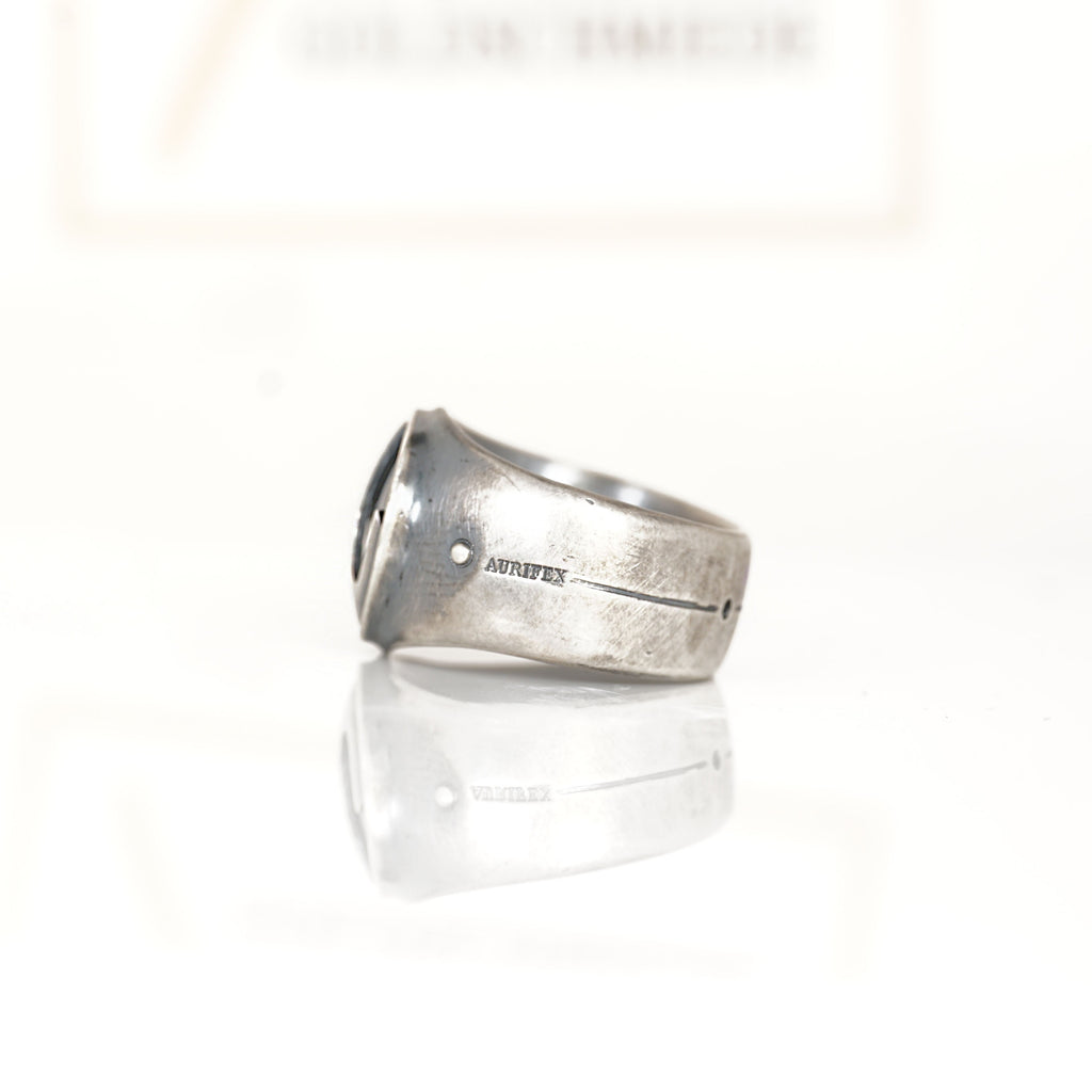 Aurifex Goldschmiede Koblenz Ring aus der Kollektion Männerschmuck in Silber mit Initial