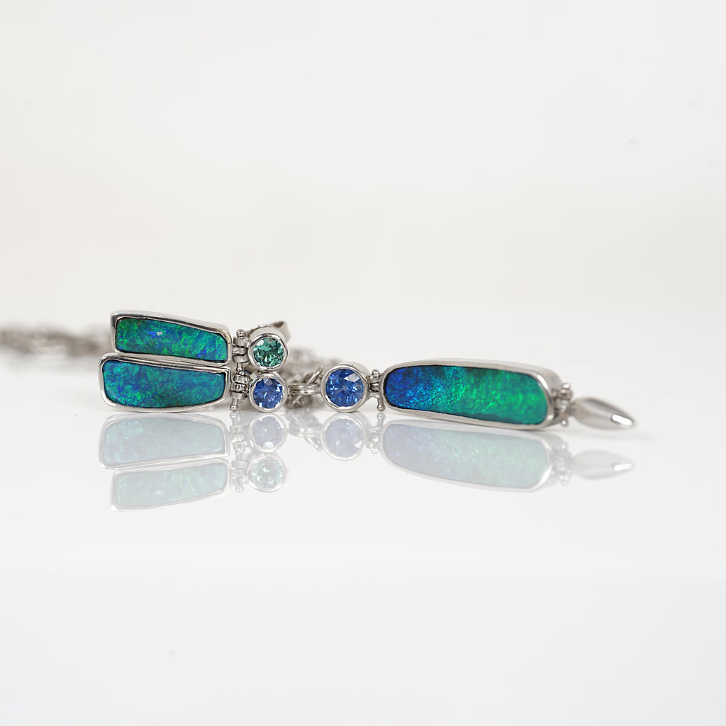 Aurifex Goldschmiede Koblenz Anhänger aus der Kollektion Unikat mit Opal, Saphir und Platin