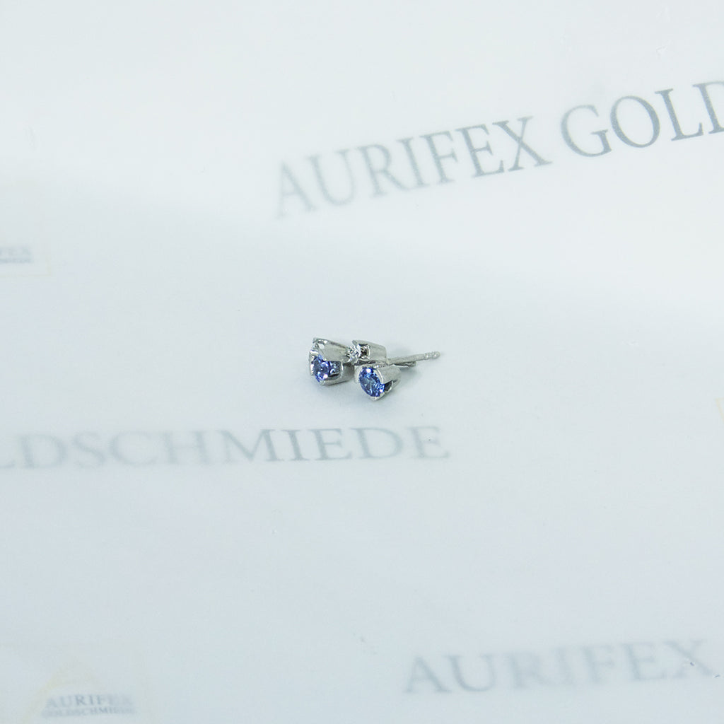 Aurifex Goldschmiede Koblenz Ohrstecker aus Platin mit Tansanit und Brillant