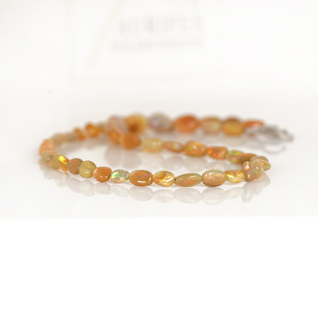 Aurifex Goldschmiede Koblenz Halsschmuck aus der Kollektion Unikat in Platin mit Opal