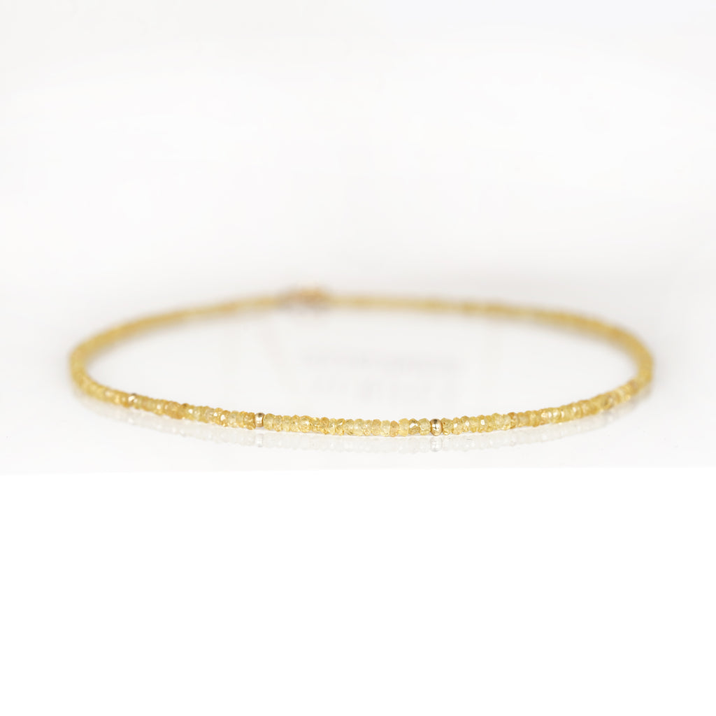 Aurifex Goldschmiede Koblenz Halsschmuck aus der Kollektion Unikat in Gelbgold mit Saphir