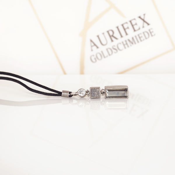 Aurifex Goldschmiede Koblenz Anhänger aus der Kollektion Unikat in Platin mit Turmalin und Diamant 