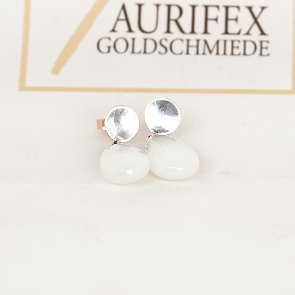 Aurifex Goldschmiede Koblenz Ohrringe aus der Kollektion Unikat in Silber mit Mondstein