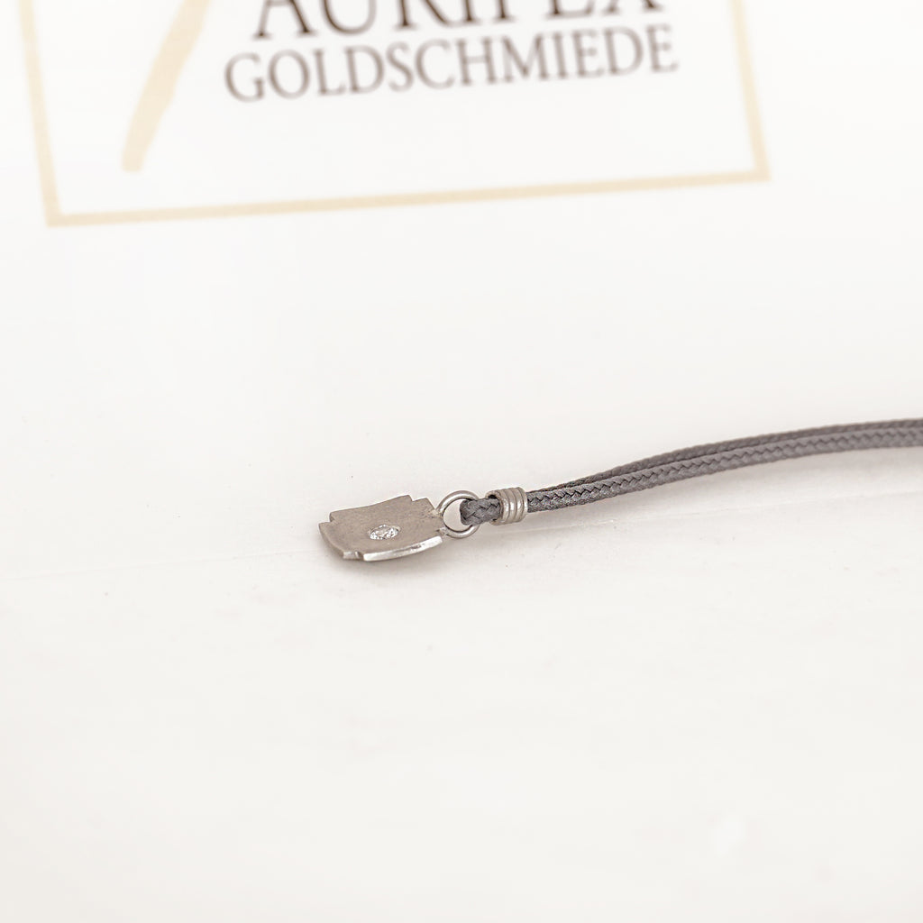 Aurifex Goldschmiede Koblenz Anhänger Kreuz aus der Kollektion Feine Form in Platin mit Brillant 