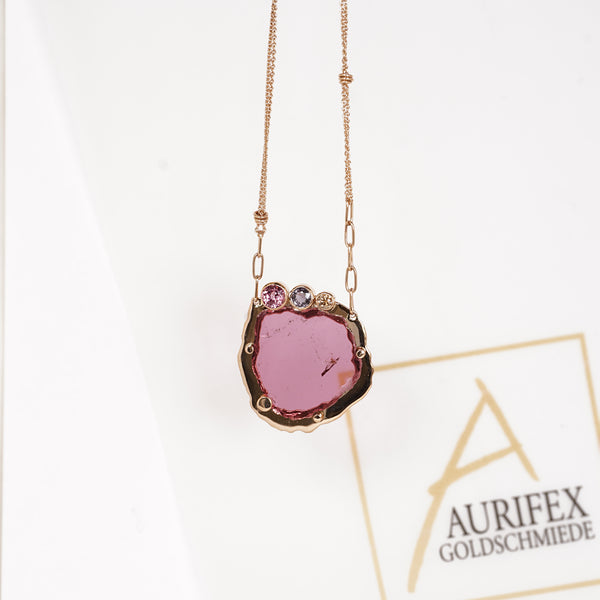 Aurifex Goldschmiede Koblenz Halsschmuck aus der Kollektion Unikat in Rotgold mit Turmalin, Spinell und Brillant 