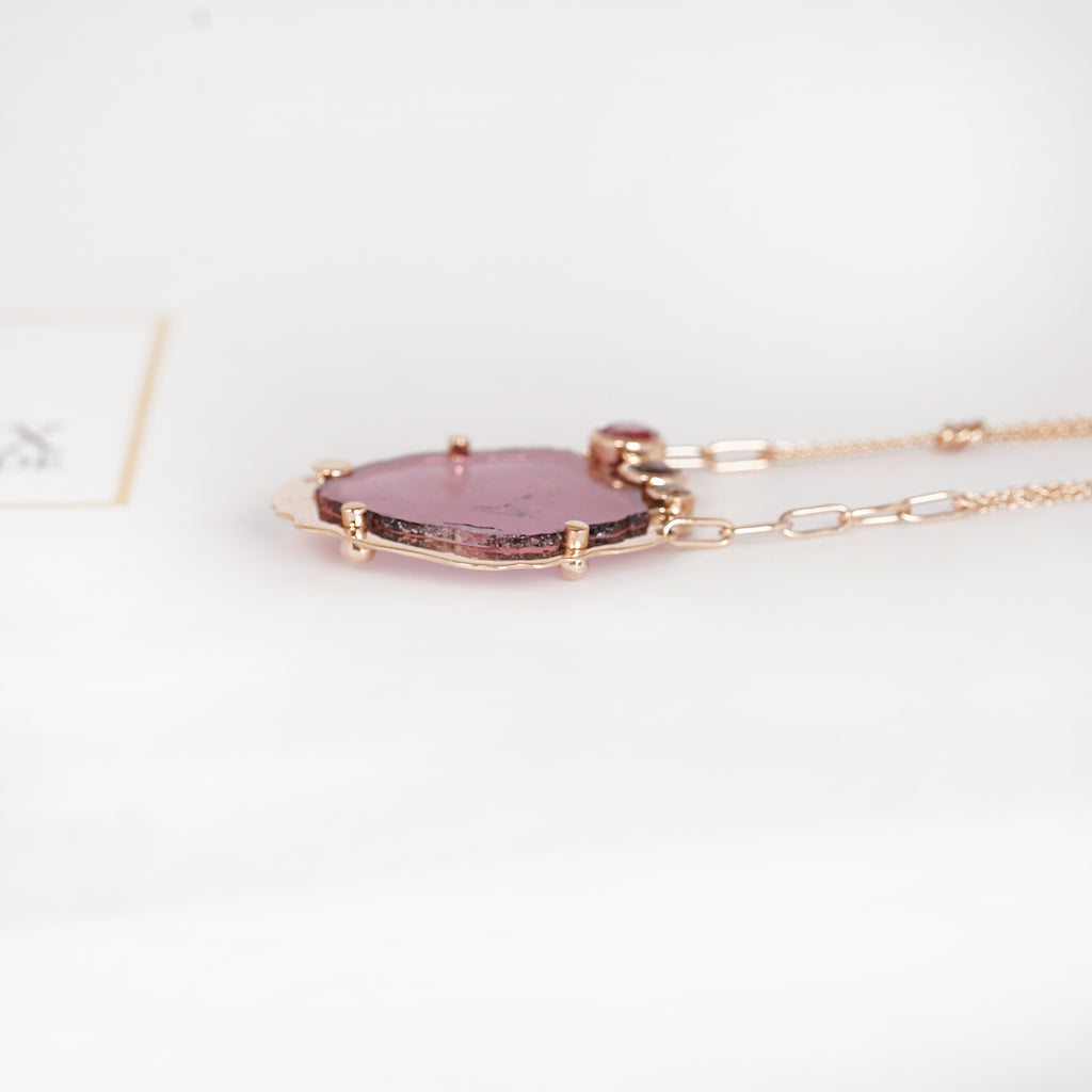 Aurifex Goldschmiede Koblenz Halsschmuck aus der Kollektion Unikat in Rotgold mit Turmalin, Spinell und Brillant 