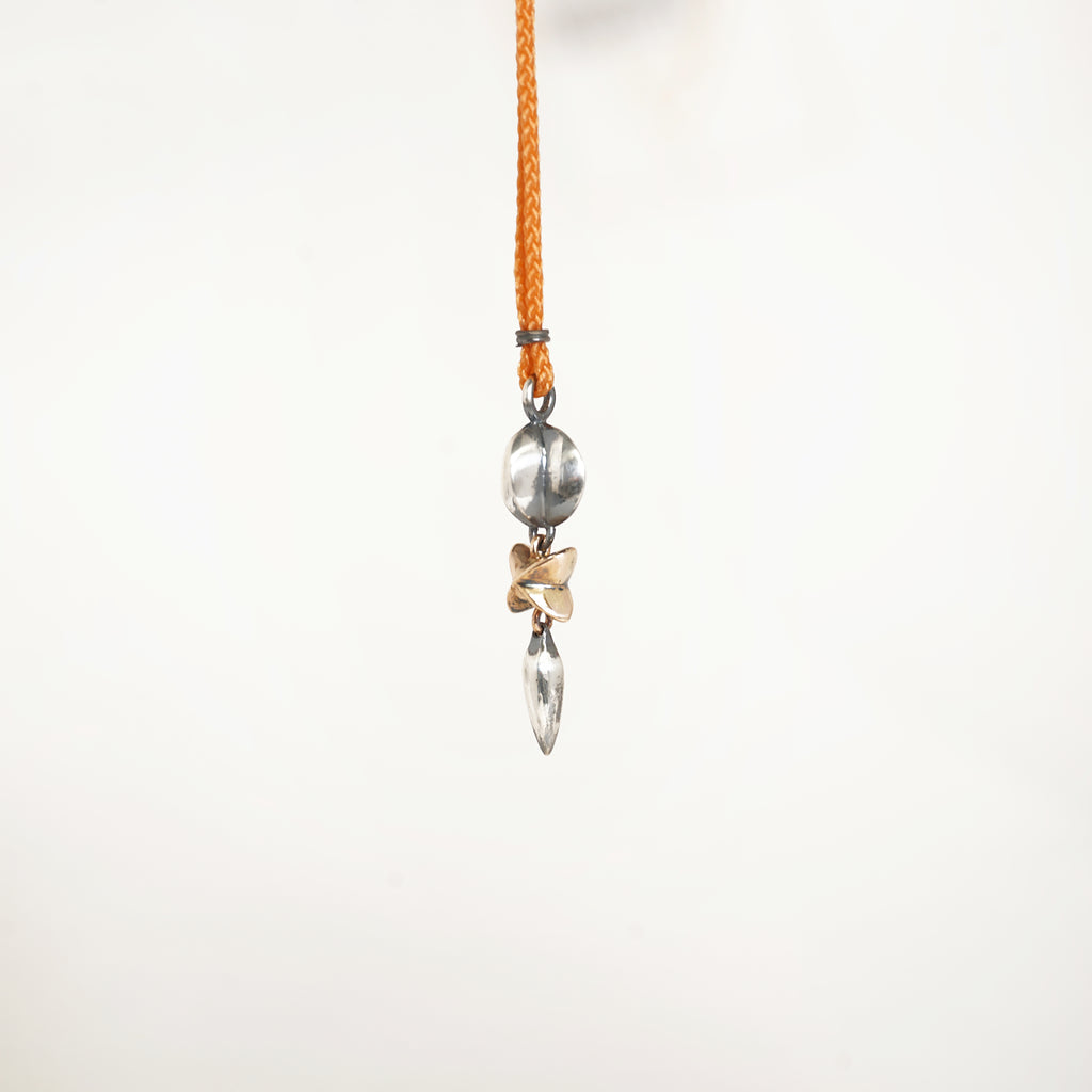 Aurifex Goldschmiede Koblenz Bicolor Halsschmuck aus der Kollektion Feine Form in Silber mit Rotgold