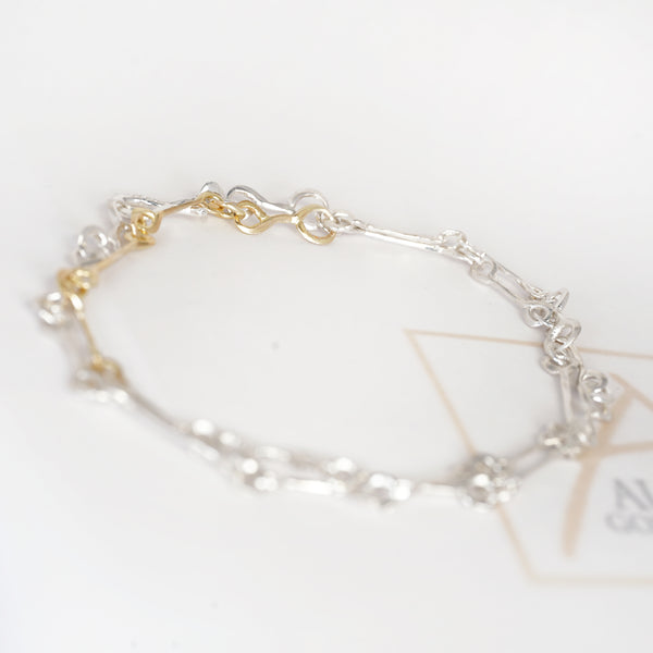 Aurifex Goldschmiede Koblenz Bicolor Halsschmuck aus der Kollektion PUR in Silber mit Gelbgold