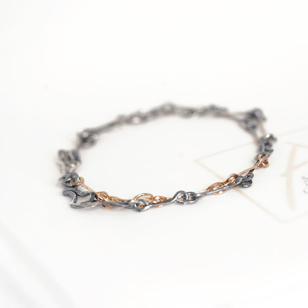 Aurifex Goldschmiede Koblenz Bicolor Halsschmuck aus der Kollektion PUR in Silber mit Gelbgold
