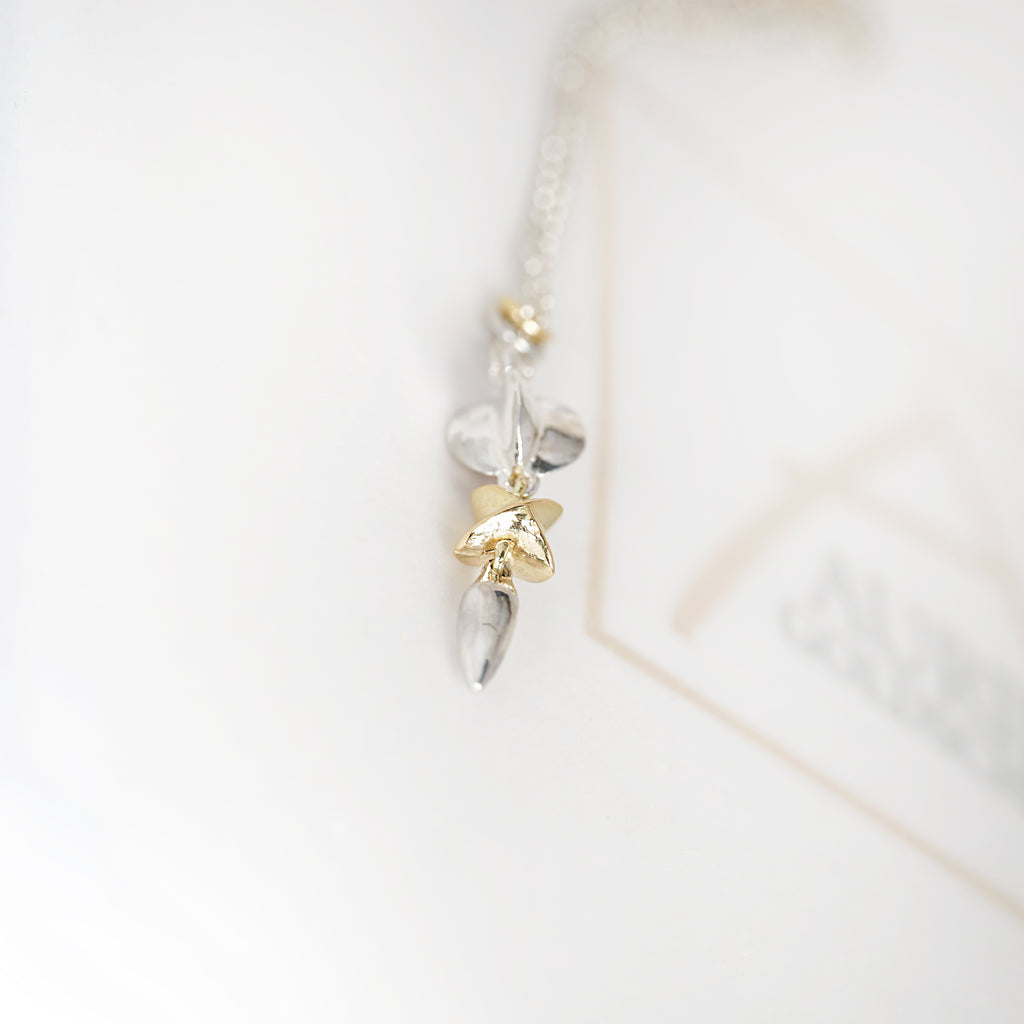 Aurifex Goldschmiede Koblenz Bicolor Halsschmuck aus der Kollektion Feine Form in Silber mit Gelbgold