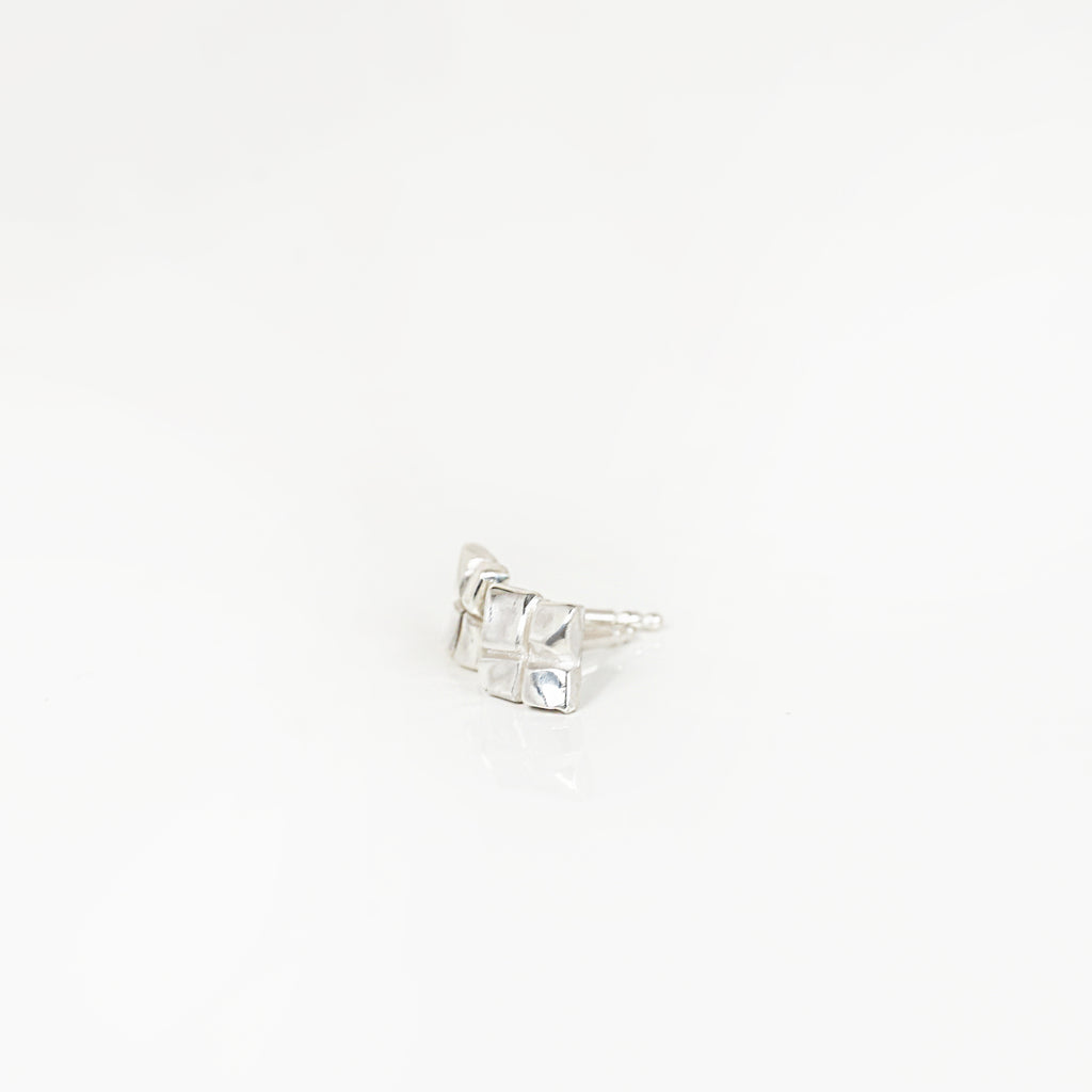 Aurifex Goldschmiede Koblenz Ohrstecker aus der Kollektion Flächen in Silber