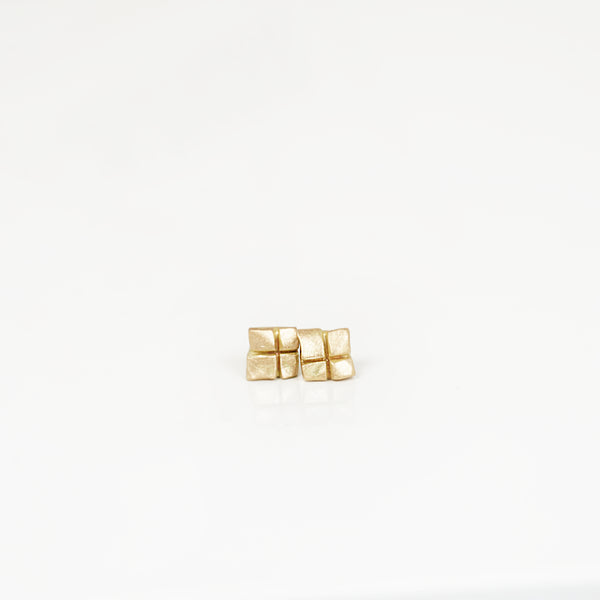 Aurifex Goldschmiede Koblenz Ohrstecker aus der Kollektion Flächen in Gelbgold