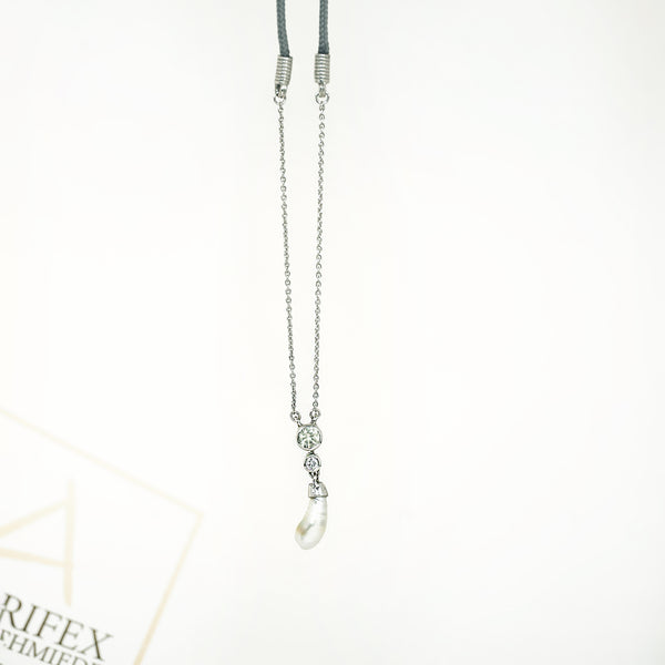 Aurifex Goldschmiede Koblenz Kette aus  der Kollektion Perlenkultur in 950/000 Platin mit Turmalin und Brillant