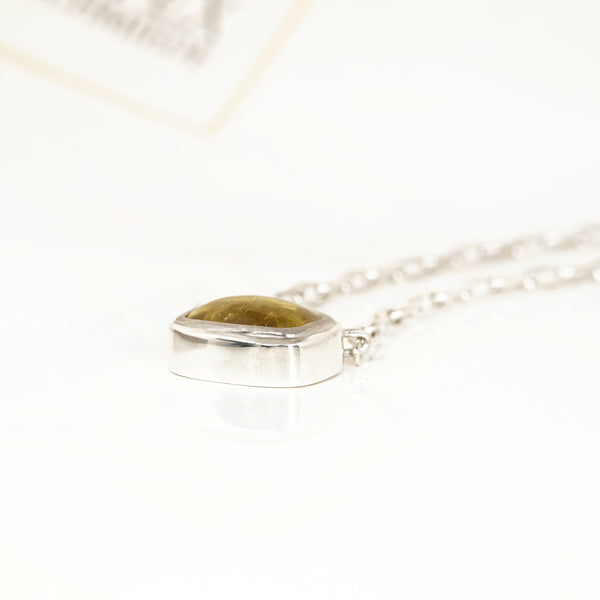 Aurifex Goldschmiede Koblenz Anhänger aus der Kollektion Unikat in Silber mit Platin besetzt mit Beryll