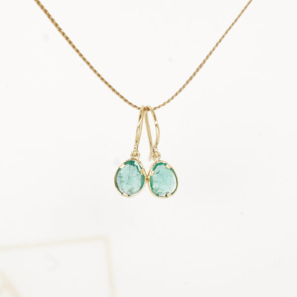 Aurifex Goldschmiede Koblenz Ohrschmuck aus der Kollektion Unikat in Gelbgold mit Smaragd