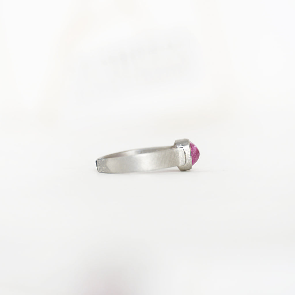 Aurifex Goldschmiede Koblenz Ring aus der Kollektion Unikat in Platin mit Rubin