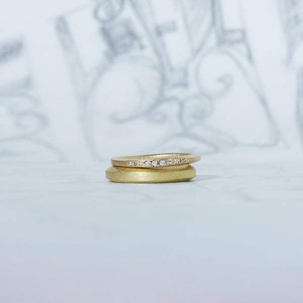 Aurifex Goldschmiede Koblenz Ringe aus der Kollektion PUR in Gelbgold und Rotgold mit Brillanten