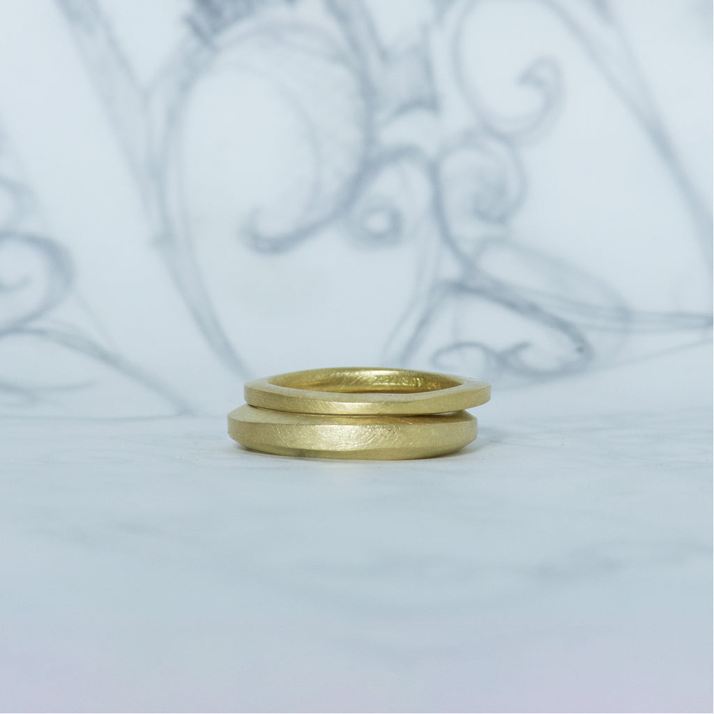 Aurifex Goldschmiede Koblenz Ringe aus der Kollektion PUR in Gelbgold