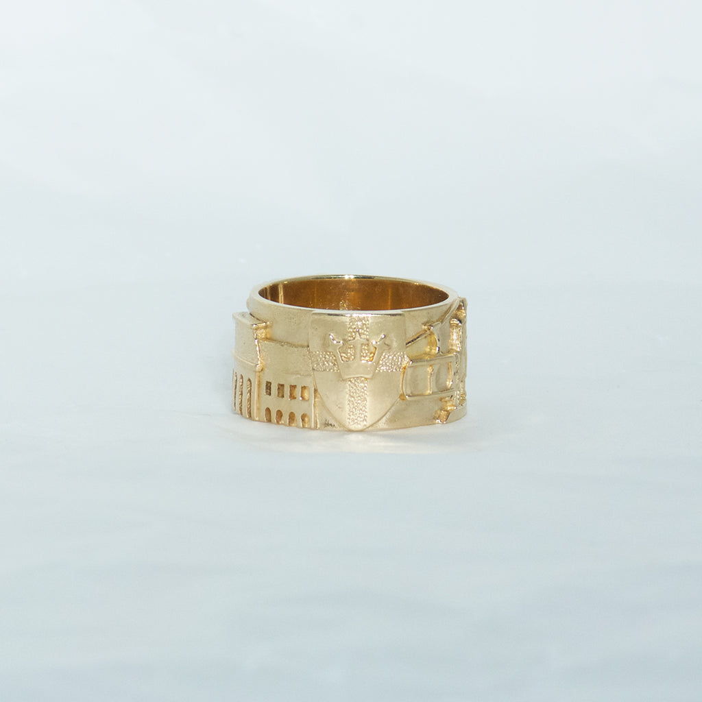 Aurifex Goldschmiede Koblenz Koblenzer Ring in Rotgold mit einer polierten Oberfläche