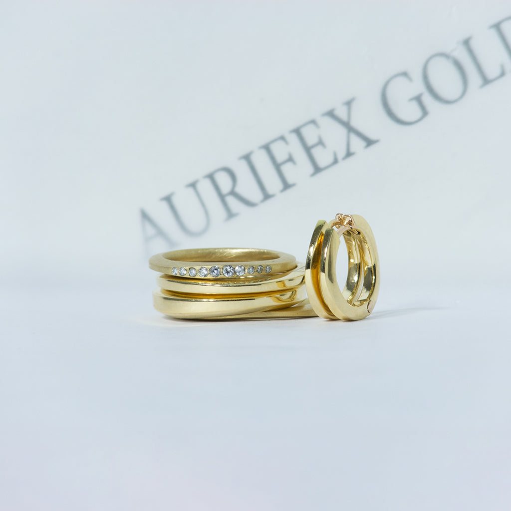 Aurifex Goldschmiede Koblenz Creolen und Ringe aus der Kollektion PUR in Gelbgold